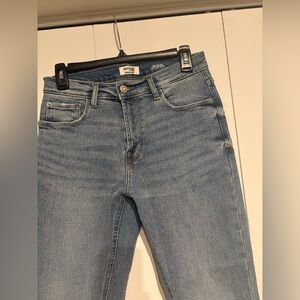 Kensie Blue Skinny Jeans with Distressed Vintage Look